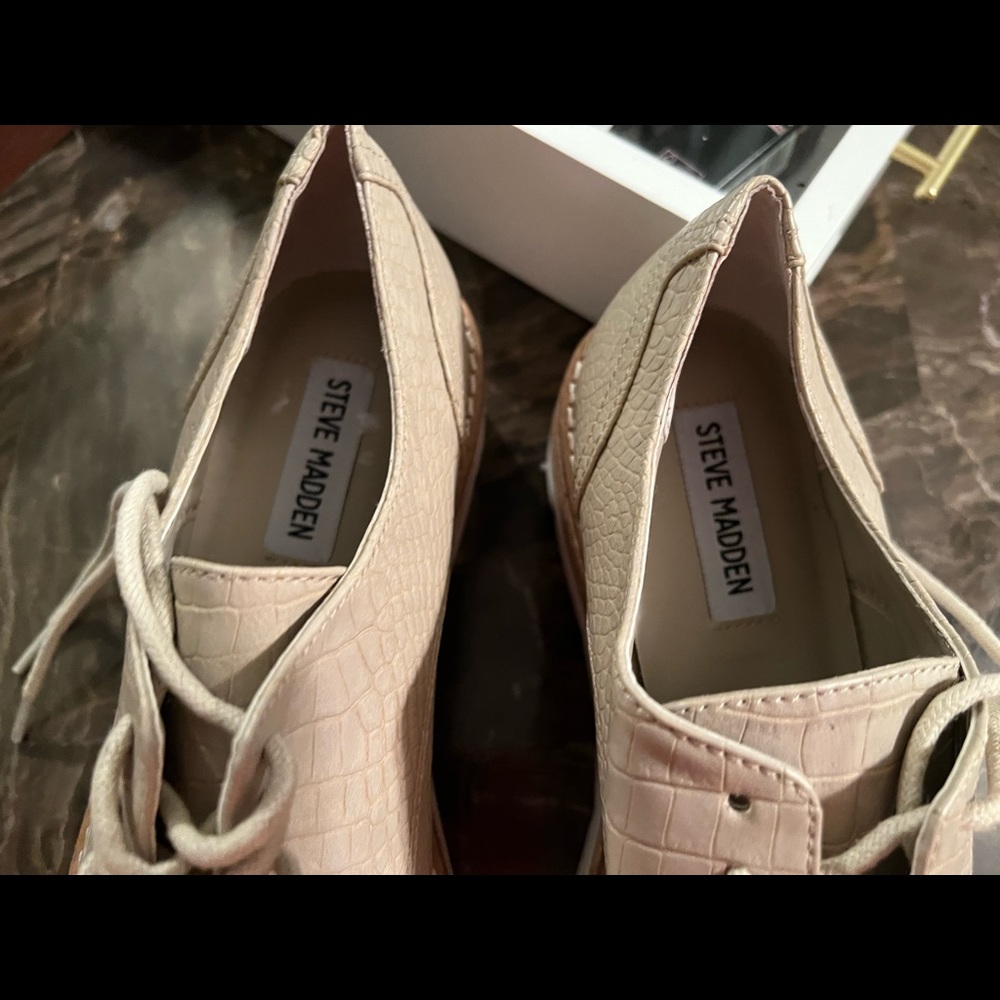 Steve Madden - Picture 2 of 4